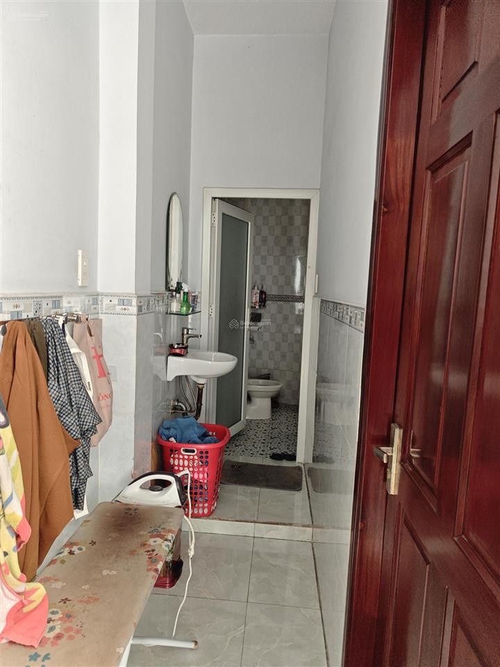 Nhà hẻm kinh doanh một sẹc thông 8m gần đường lê văn quới, 4x16m, 1 trệt 1 lầu đúc