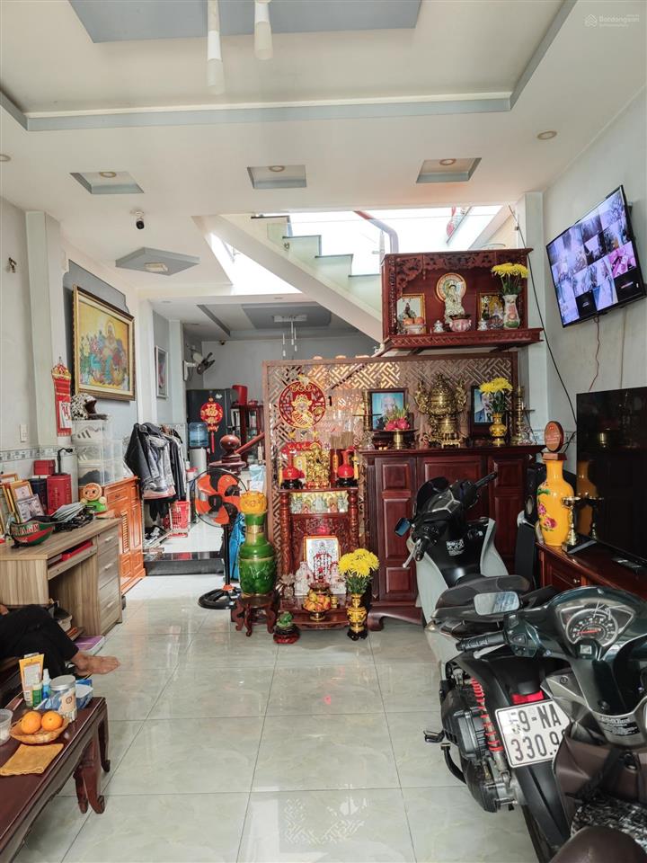 Nhà hẻm kinh doanh một sẹc thông 8m gần đường lê văn quới, 4x16m, 1 trệt 1 lầu đúc