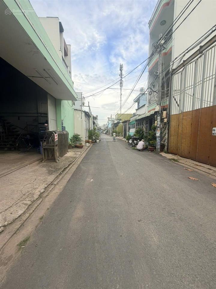 Cho thuê kho, nhà xưởng 1000m2 tại quốc lộ 1a.