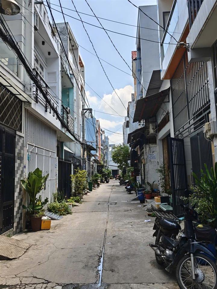 Nhà hẻm thông 6m khu lê văn quới, 4x11m, 1 trệt 1 lầu đúc giá 4,35 tỷ