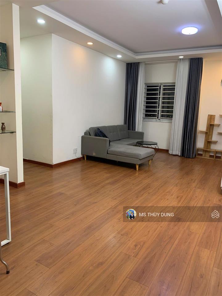 Hqc hóc môn bán căn góc 70m2 giá 1.4 tỷ nhà đẹp. đt 0909 456 ***