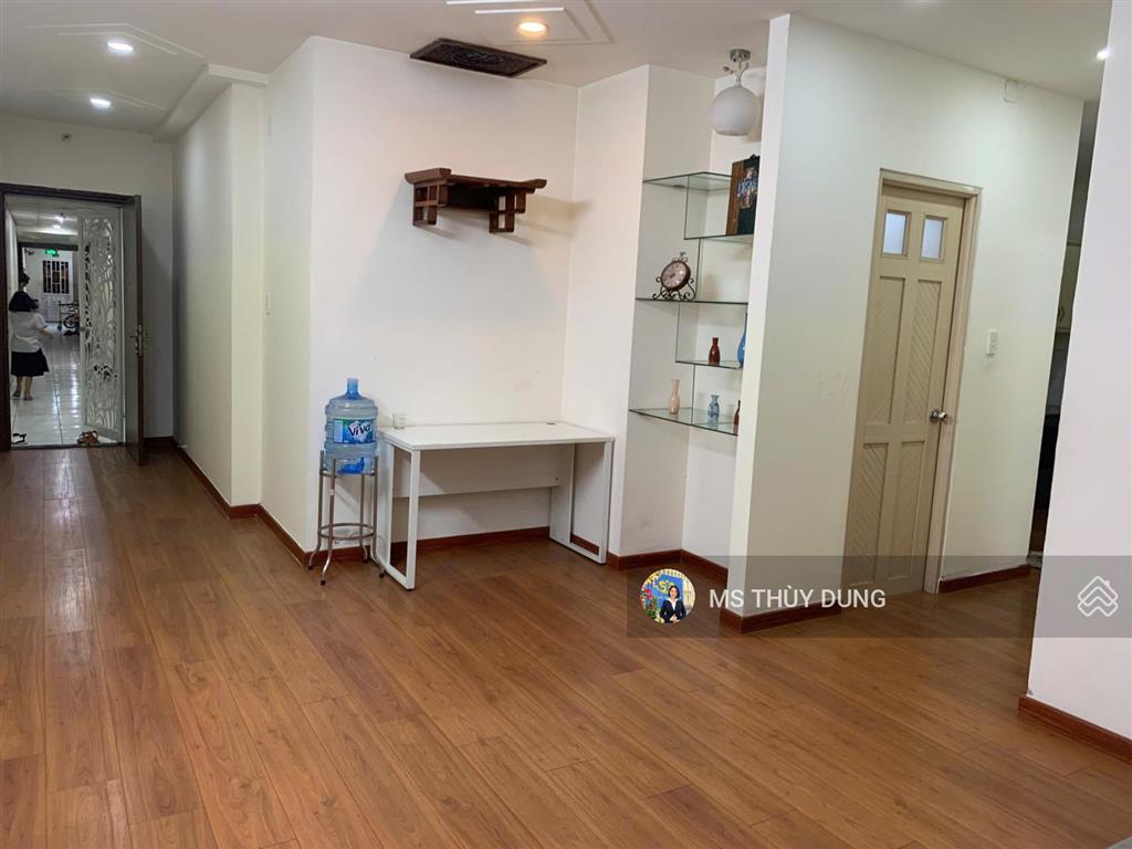 Hqc hóc môn bán căn góc 70m2 giá 1.4 tỷ nhà đẹp. đt 0909 456 ***