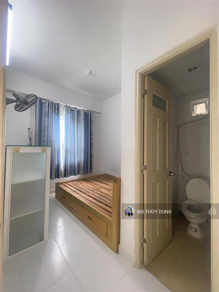 Chính chủ bán căn 2pn, hướng mát, nhà sạch.  0909 456 ***