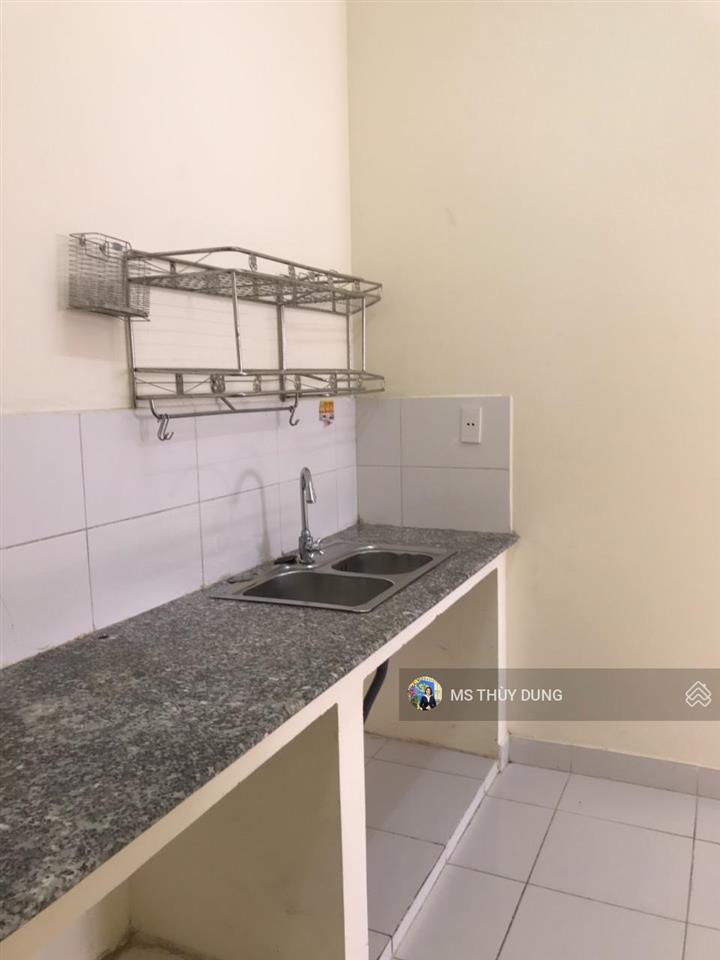 Cho thuê căn góc mát 2pn,2tolet giá 4,5tr/tháng.cọc 1 tháng. 0909 456 ***