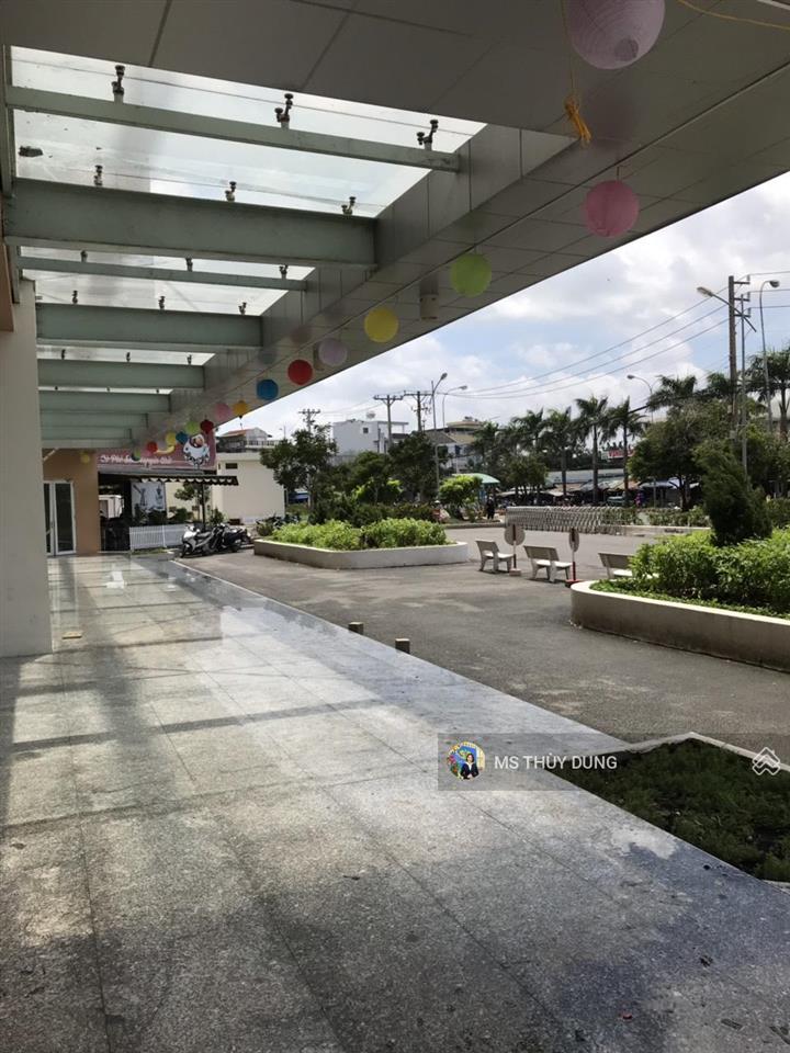Cho thuê căn góc mát 2pn,2tolet giá 4,5tr/tháng.cọc 1 tháng. 0909 456 ***