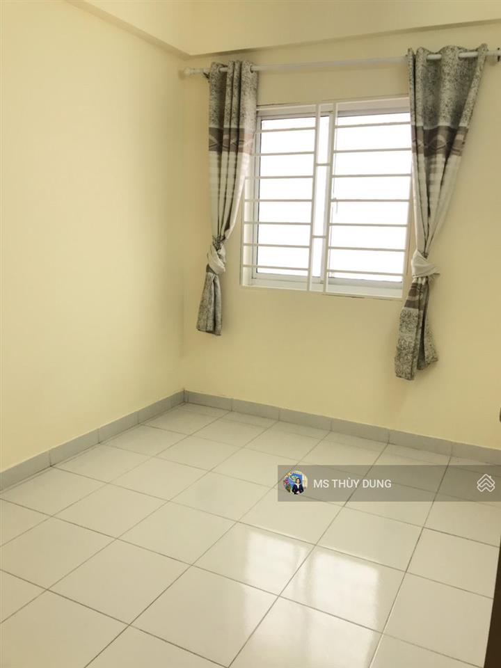 Cho thuê căn góc mát 2pn,2tolet giá 4,5tr/tháng.cọc 1 tháng. 0909 456 ***