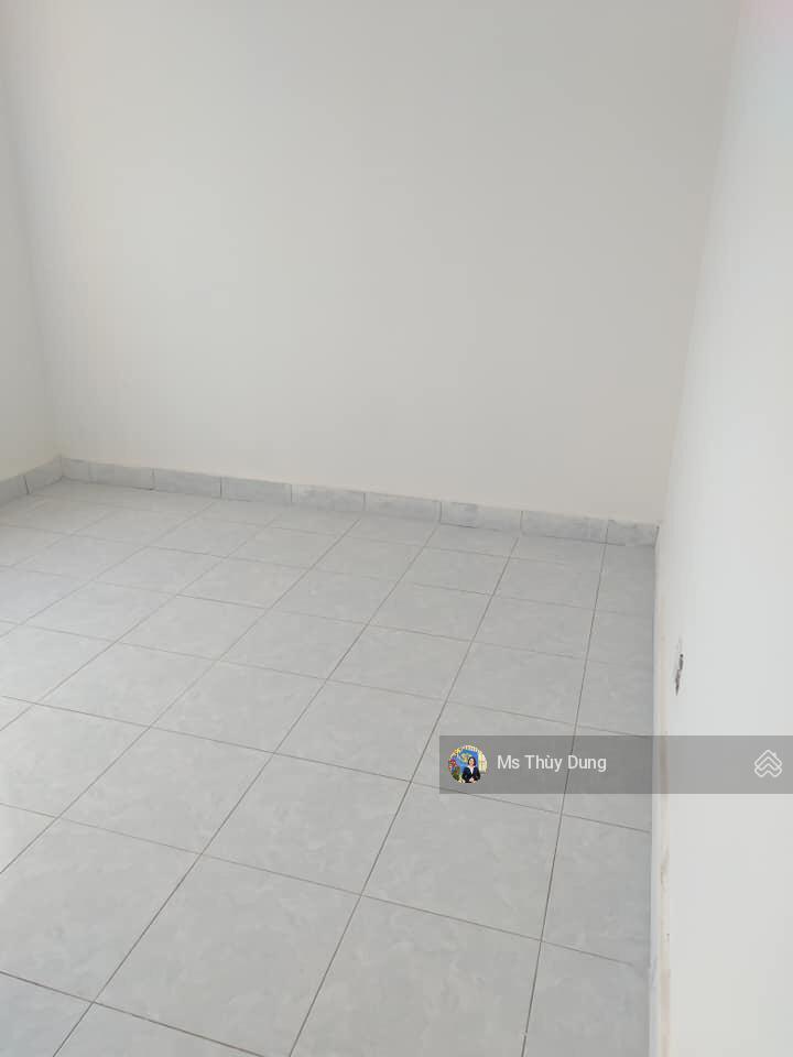 Cho thuê 2pn, 52m2, giá 6 triệu tại hqc 35 hồ học lãm, bình tân.  0909 456 ***