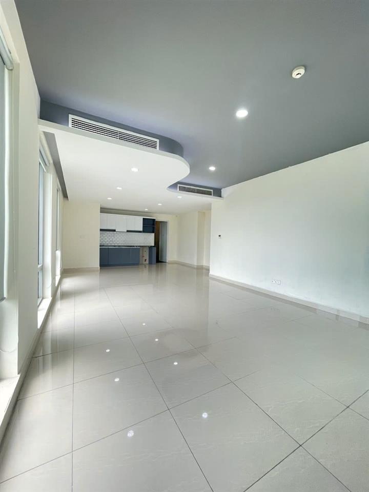 Chủ gửi riêng bán căn góc đẹp hiếm có tại golden king  q7 giá 4,1 tỷ 70m2  0909 456 ***
