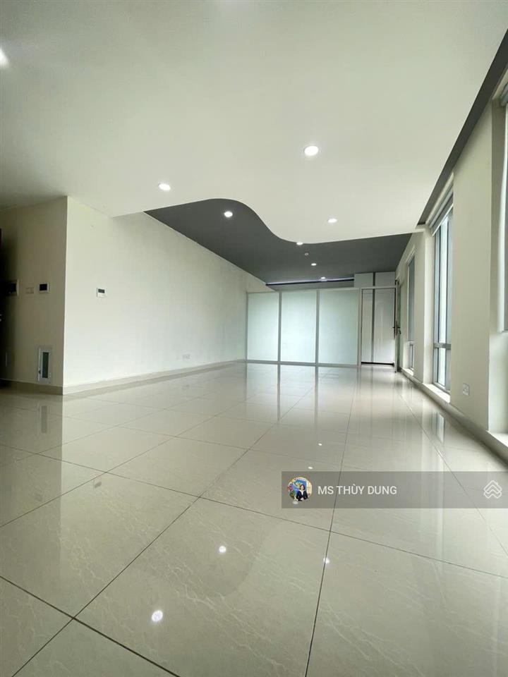Chủ gửi riêng bán căn góc đẹp hiếm có tại golden king  q7 giá 4,1 tỷ 70m2  0909 456 ***