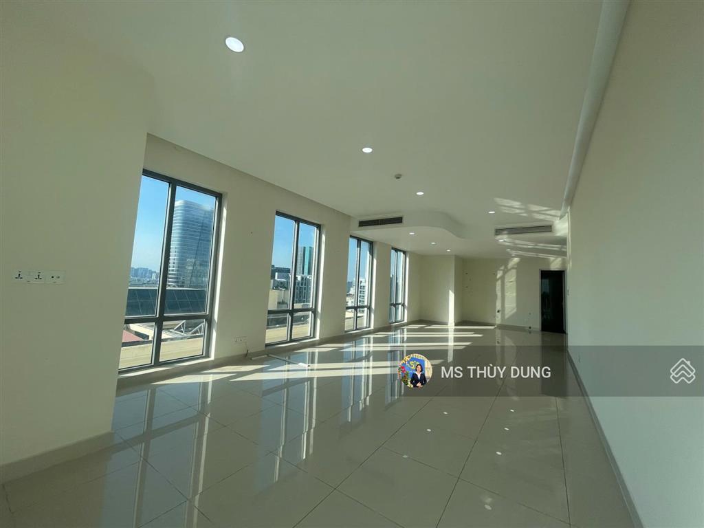Chủ gửi riêng bán căn góc đẹp hiếm có tại golden king  q7 giá 4,1 tỷ 70m2  0909 456 ***