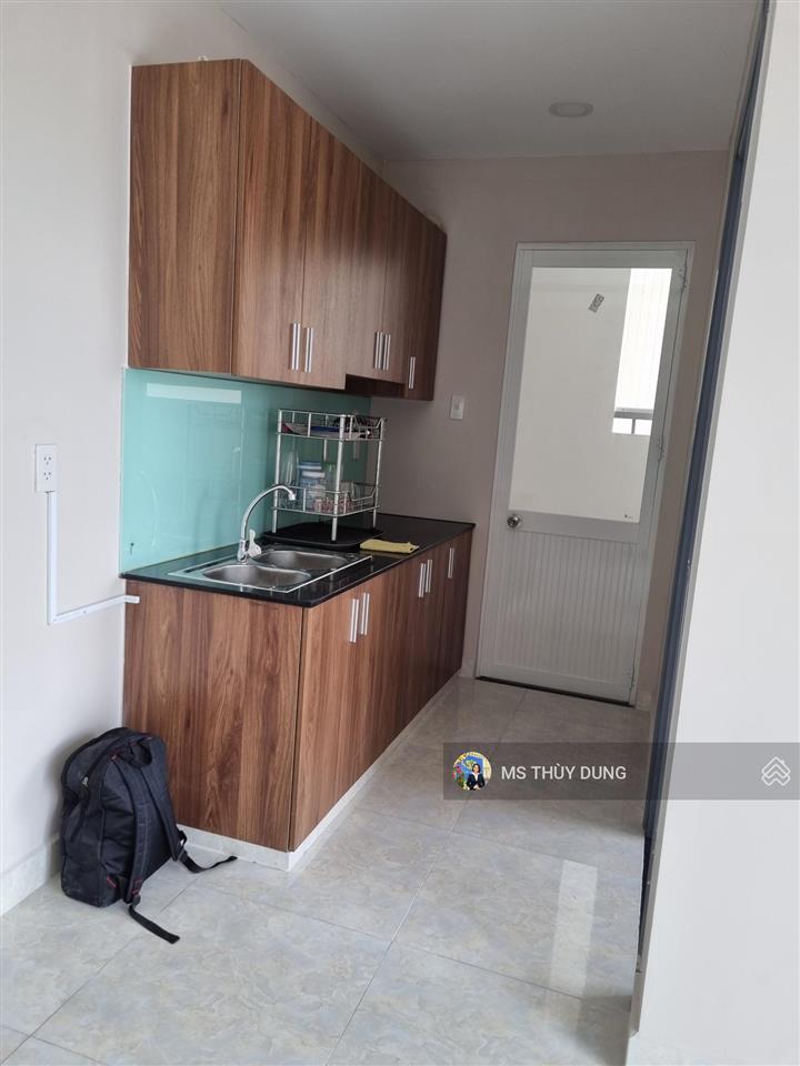 Căn 69m2 tầng 12 giá 2,950 tỷ tại blue sky tower, q2. đt 0909 456 ***