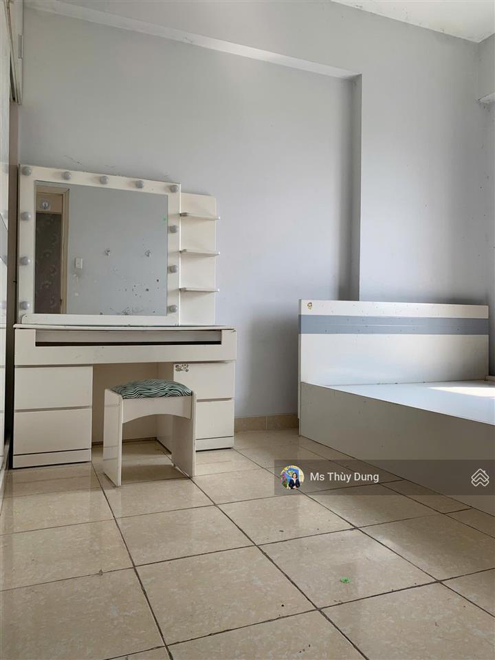 Hqc plaza bình chánh căn góc đẹp 57m², tầng thấp, giá 1.35 tỷ.  0909 456 ***