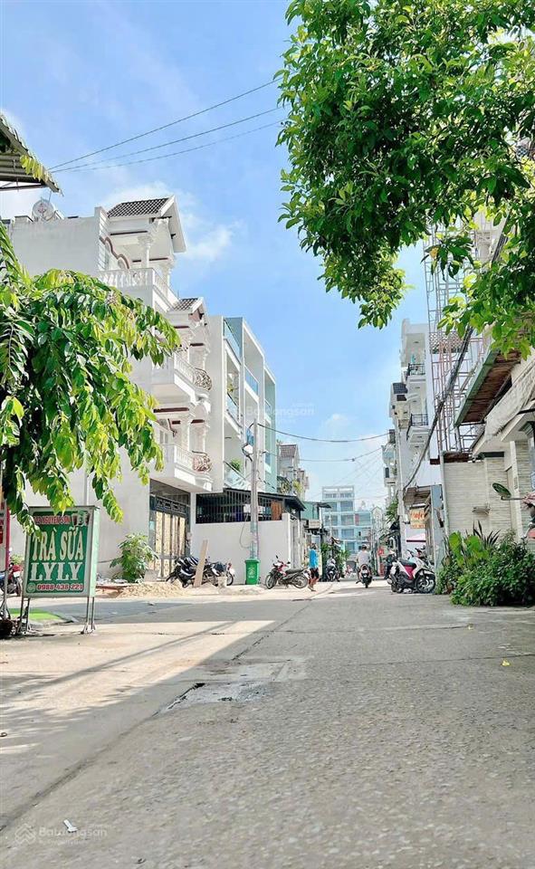 Bán đất lô góc đường 18b, giá 6,8 tỷ