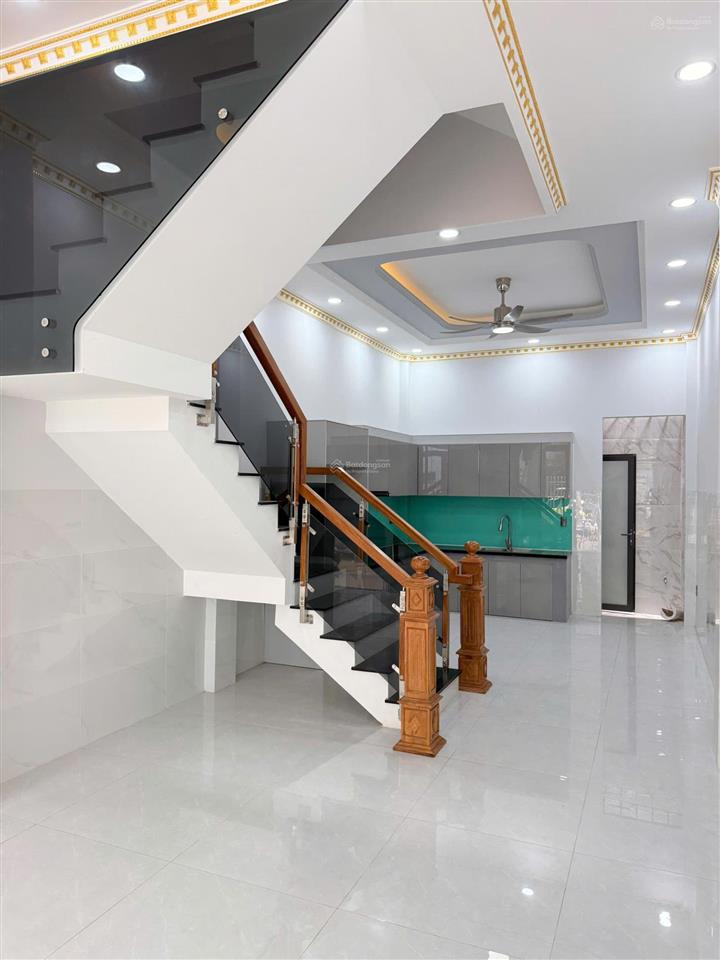 Bán nhà mặt tiền đường số 3, giá 10,8 tỷ