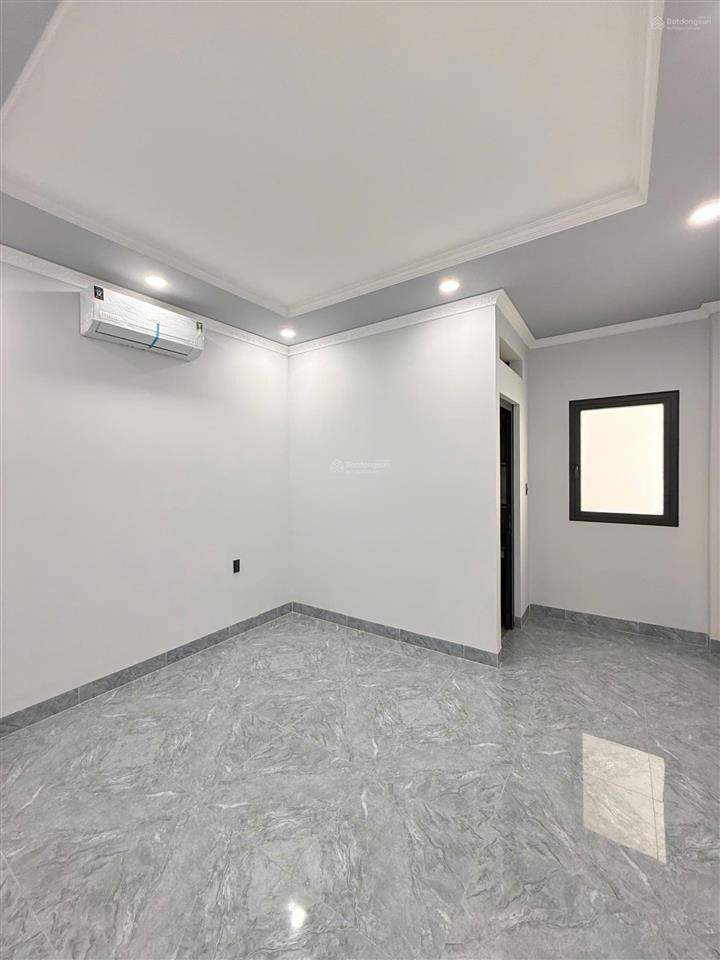 Bán nhà mặt tiền đường số 3, giá 10,8 tỷ