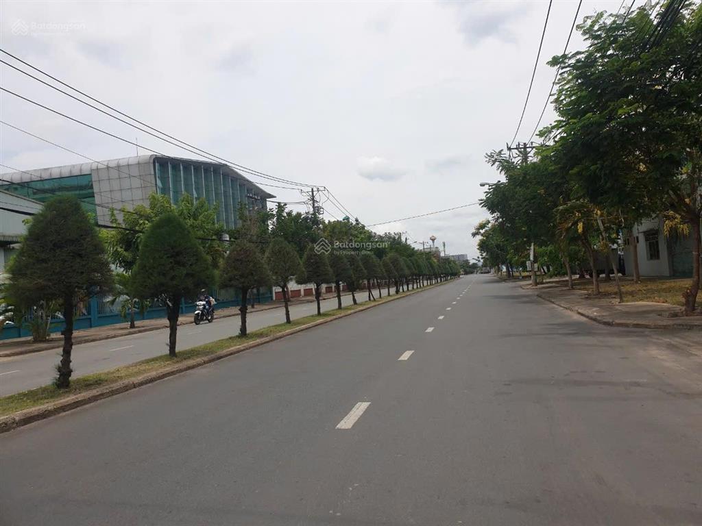 Bán nhà xưởng góc 2 mặt tiền đường cn10, giá 290 tỷ