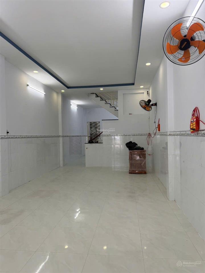 Bán nhà mặt tiền đường số 9, giá 5,65 tỷ