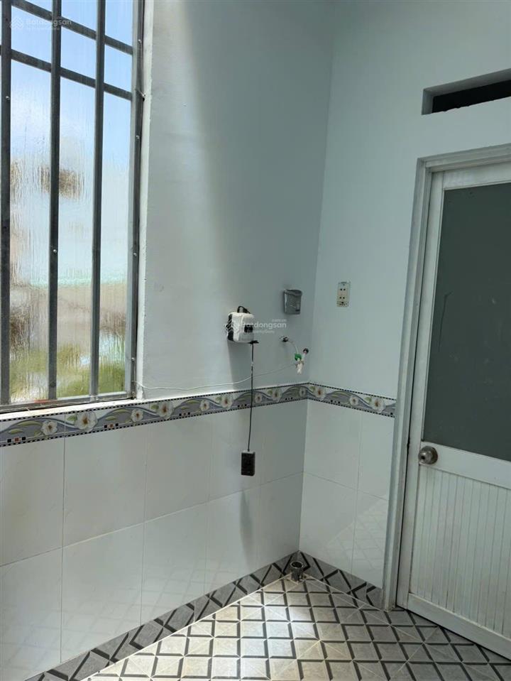 Bán nhà mặt tiền đường số 9, giá 5,65 tỷ