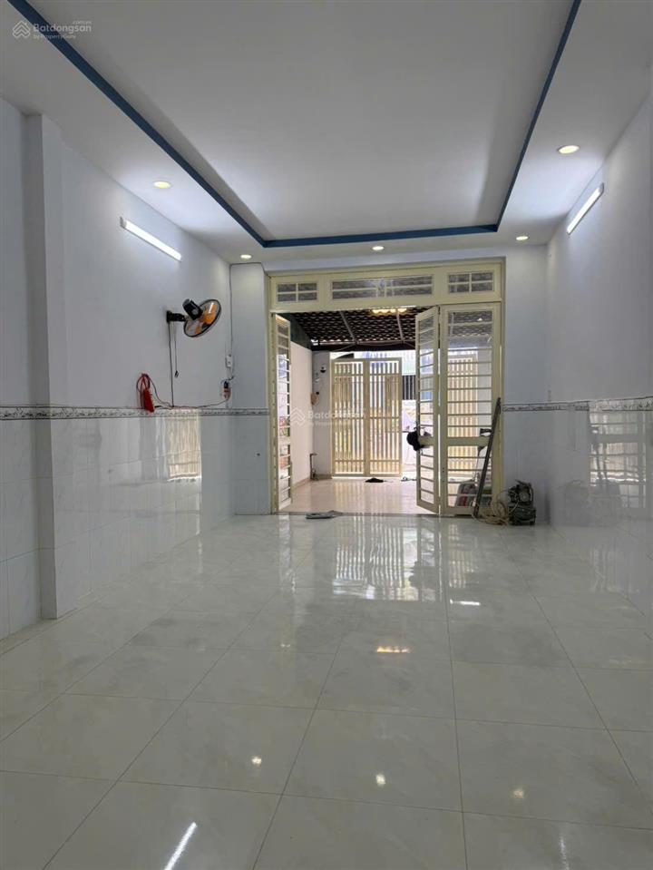 Bán nhà mặt tiền đường số 9, giá 5,65 tỷ