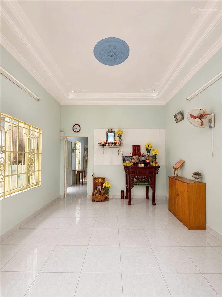 Bán nhà mặt tiền nội bộ 18 đường b4, giá 5,4 tỷ
