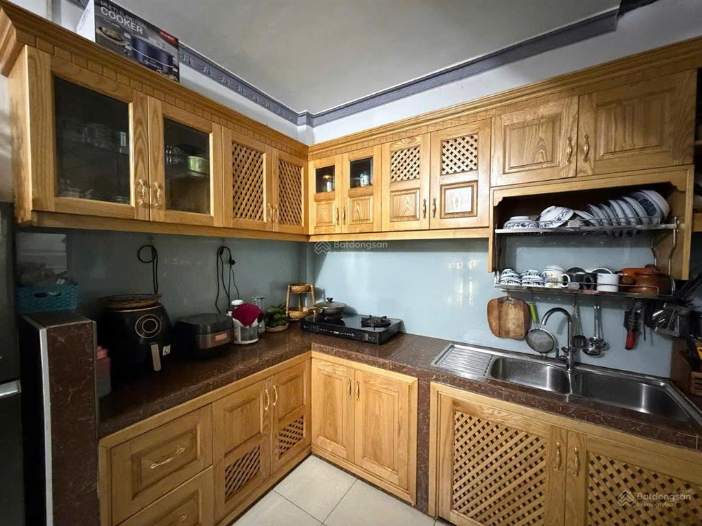Bán nhà mtkd đường số 11, giá 6,3 tỷ