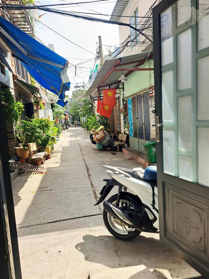 Bán nhà 2 sẹc đường số 8, giá 3,5 tỷ