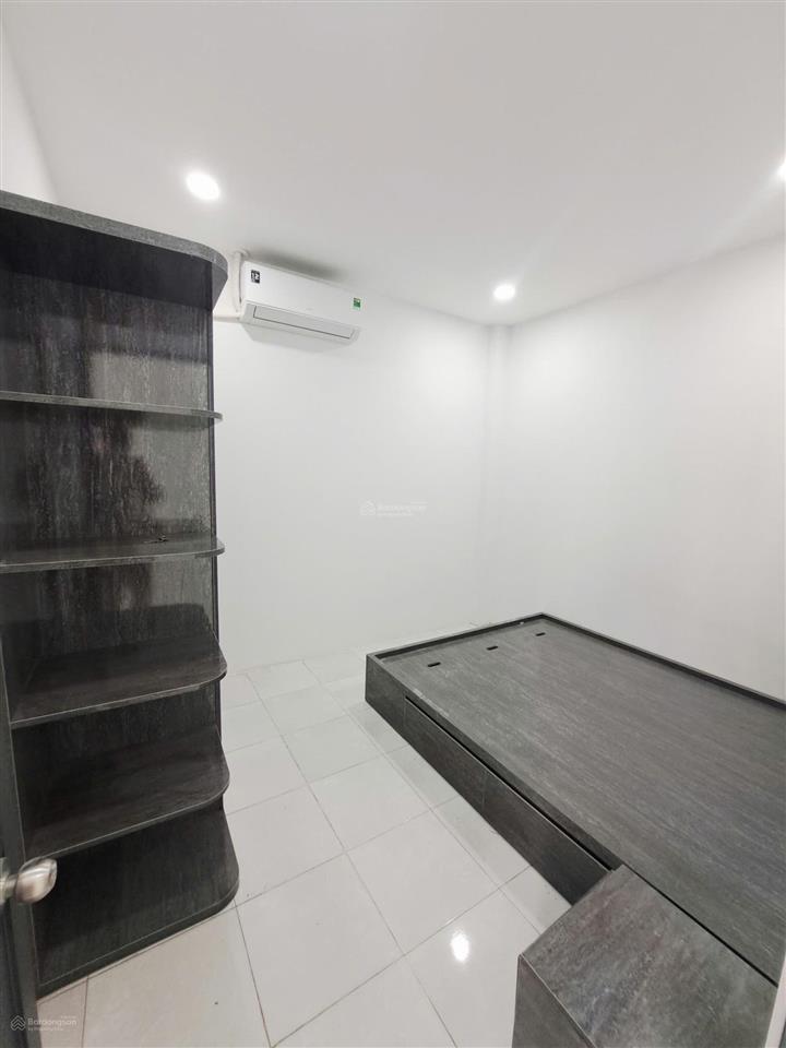 Bán nhà 2 sẹc đường số 8, giá 3,5 tỷ