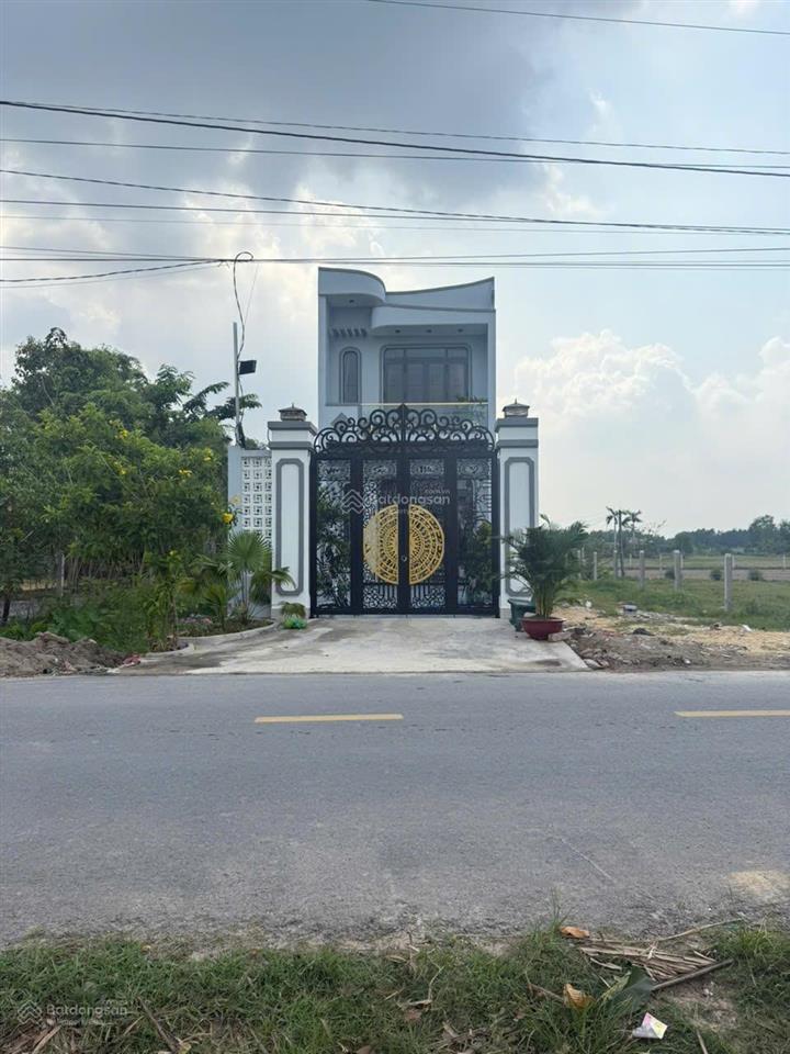 Mặt tiền đường nhựa rừng dầu, kinh doanh đa ngành nghề, xã mỹ hạnh bắc h, đức hoà long an