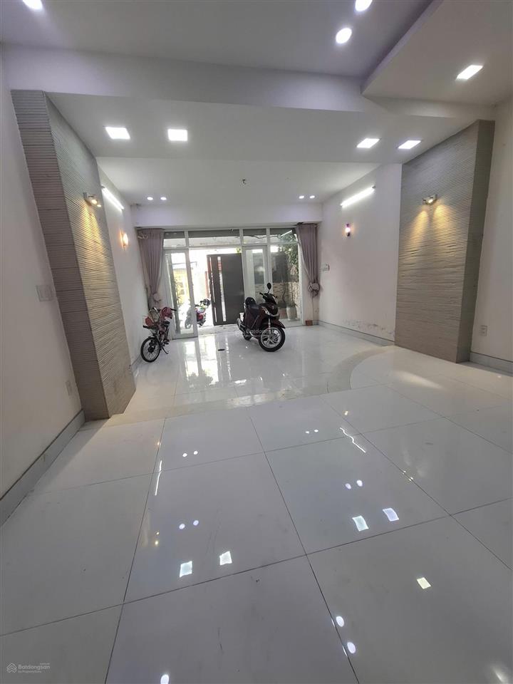 Nhà sát aeon tên lửa 5x20,3.5 tấm ,5 phòng nhà đẹp. giá 22 tr/th