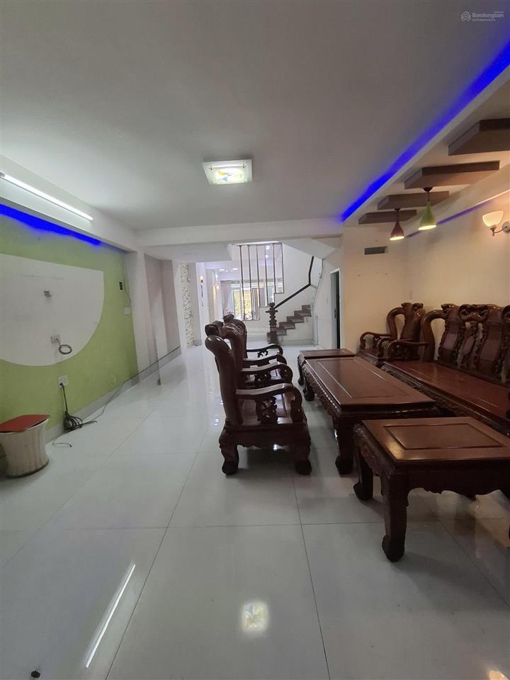 Nhà sát aeon tên lửa 5x20,3.5 tấm ,5 phòng nhà đẹp. giá 22 tr/th