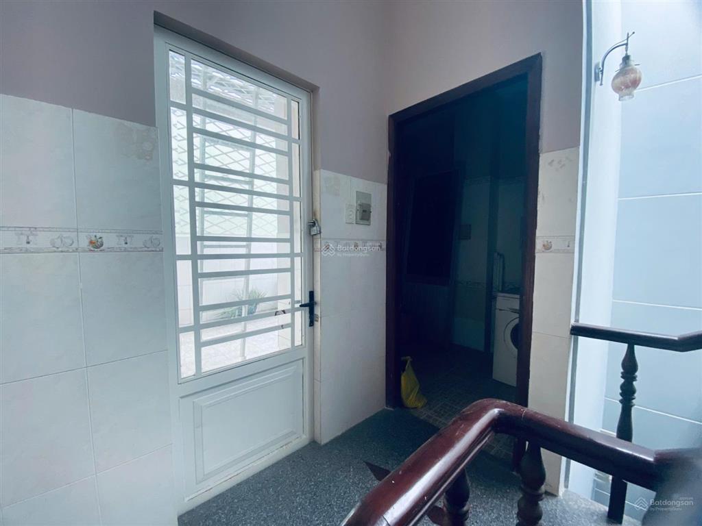 Nhà mt kinh doanh đường 1 khu tên lửa 5x20,3.5 tấm,4 phòng nhà đẹp