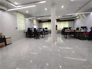Nhà khu tên lửa 9x20,3.5 tấm ,7 phòng nhà trống suốt
