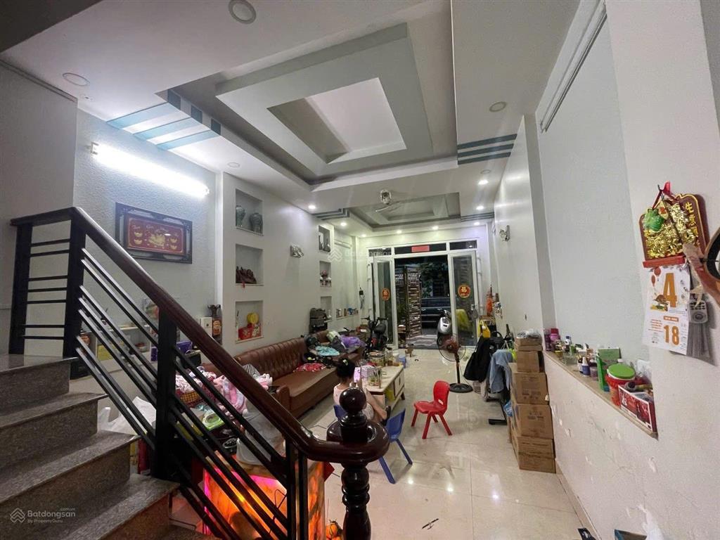Nhà đường 24b khu tên lửa 4x20,3.5 tấm. giá 17tr/th