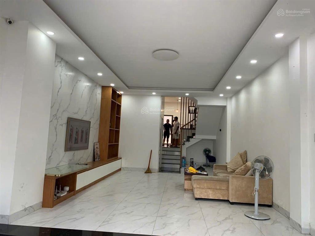 Nhà full nội thất khu tên lửa 5x20, 3.5 tấm