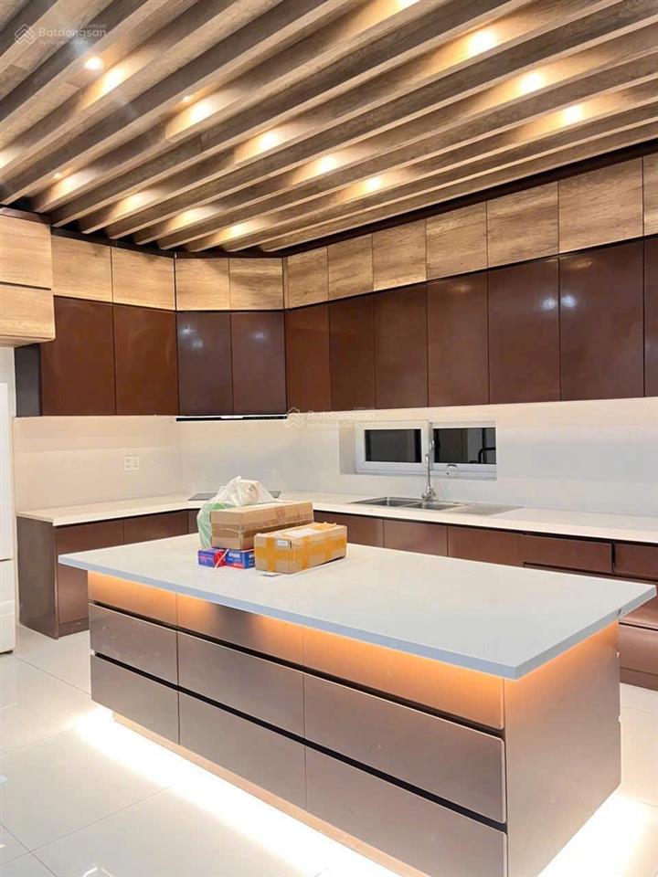 Biệt thự gốc 2 mặt tiền full nội thất khu tên lửa