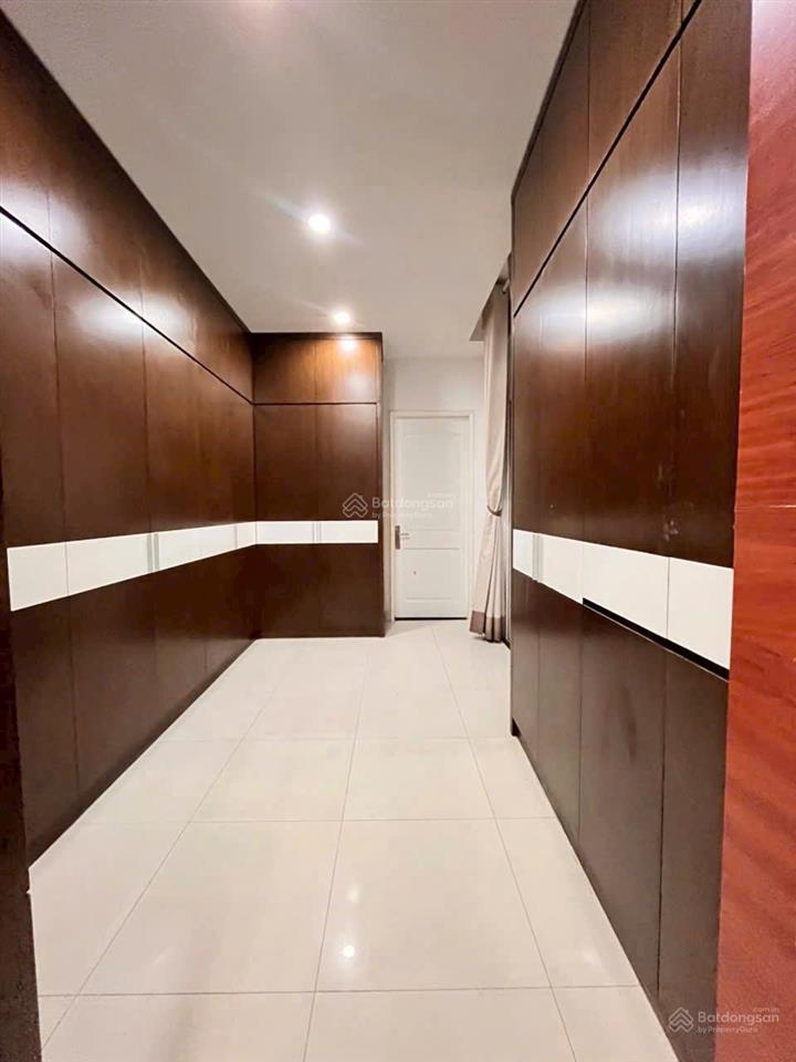 Biệt thự gốc 2 mặt tiền full nội thất khu tên lửa