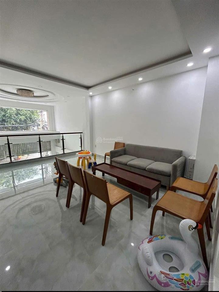 Nhà full nội thất khu aeon tên lửa 4x20 lừng 2 lầu, 5 phòng