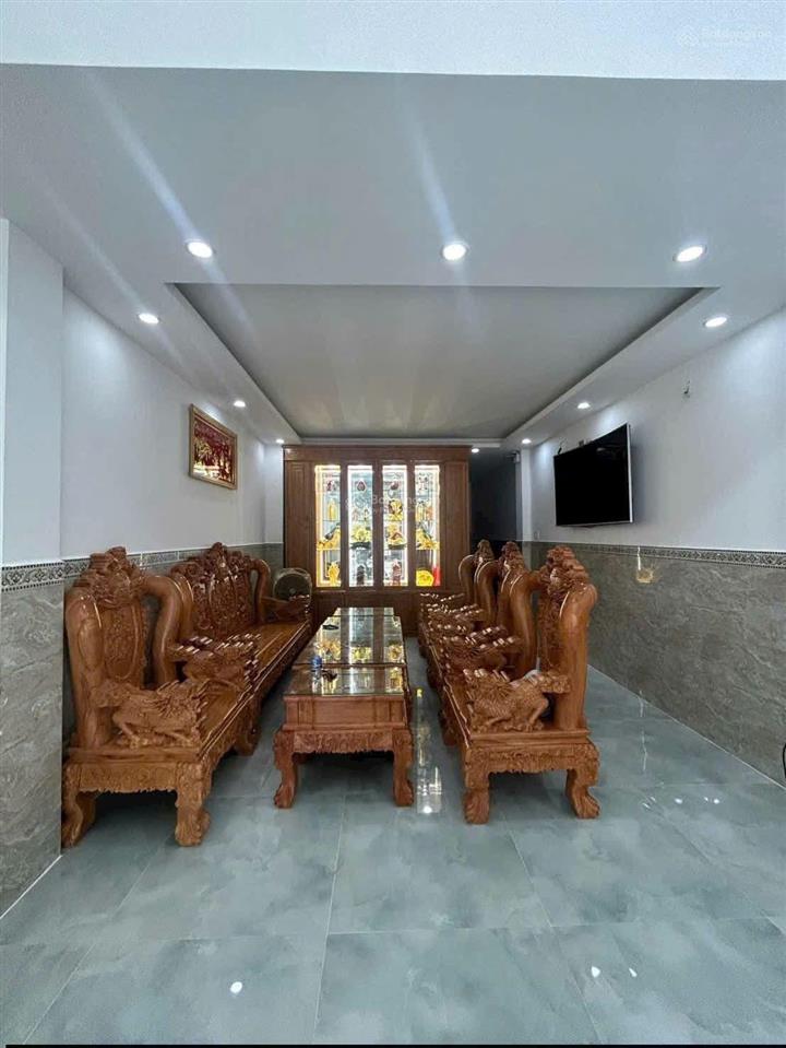 Nhà full nội thất khu aeon tên lửa 4x20 lừng 2 lầu, 5 phòng