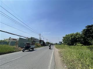 3 lô liền kề mặt tiền tỉnh lộ 15 sát vành đai 3  dt 200m2 (5m x 40m)  full thổ cư