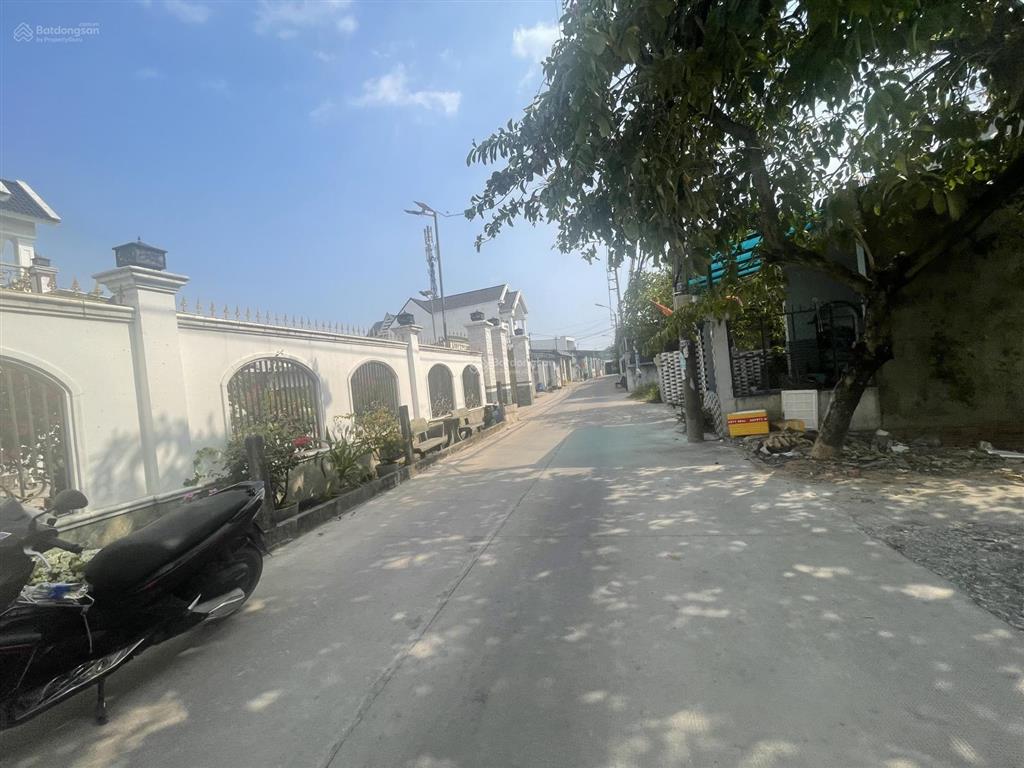 Đất thổ cư 1/ nguyễn thị sáng, dt 300m² (8m x 38m)  thổ cư 120m²