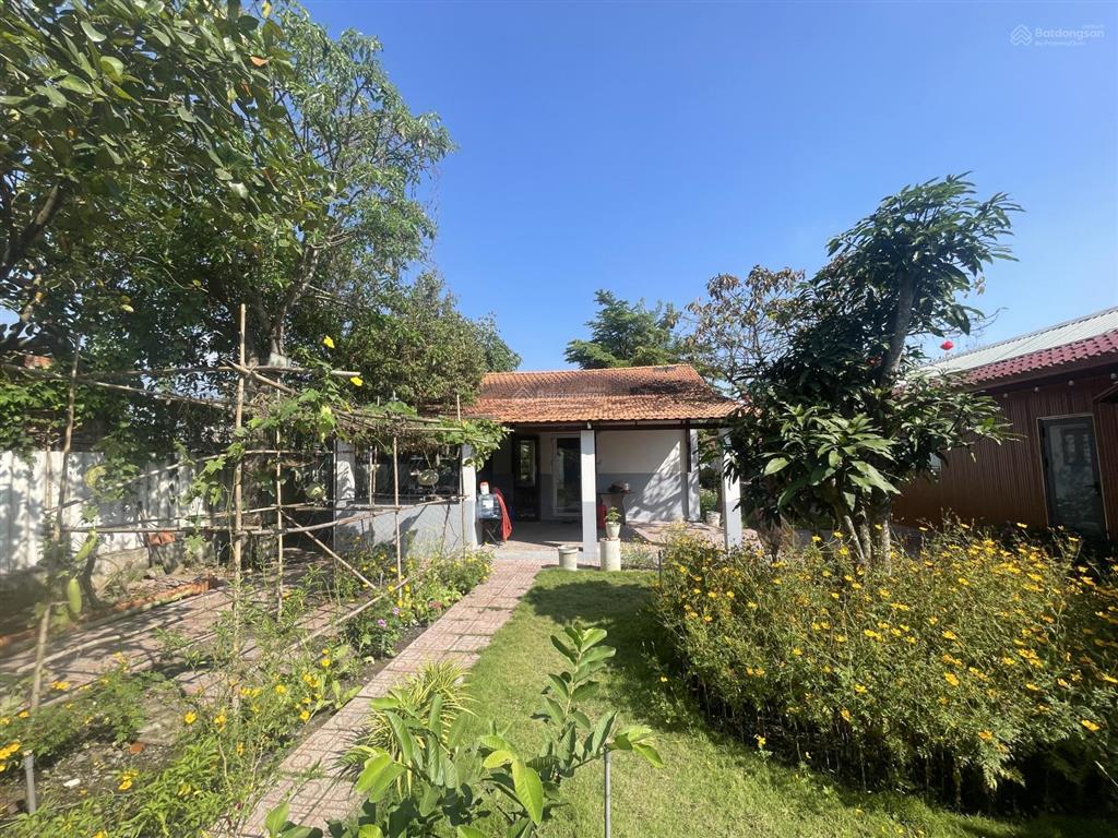 Nhà vườn nghỉ dưỡng 1000m2 bình mỹ , gần vành đai 3