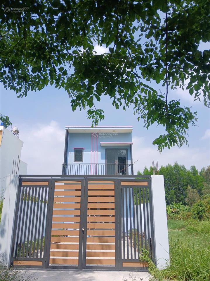 Nhà sổ riêng hoàn công gần cầu rạch tra, dt 175m2 ( 5m x 36m)  sân xe hơi , 3p/ ngủ