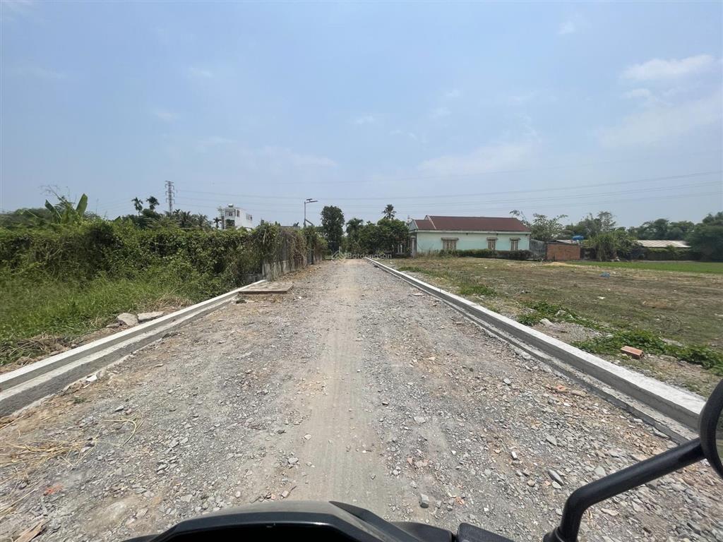 Đất thổ cư cách đường bình mỹ 150m, dt 100m2 ( 5m x 2m)  đường nhựa 7m
