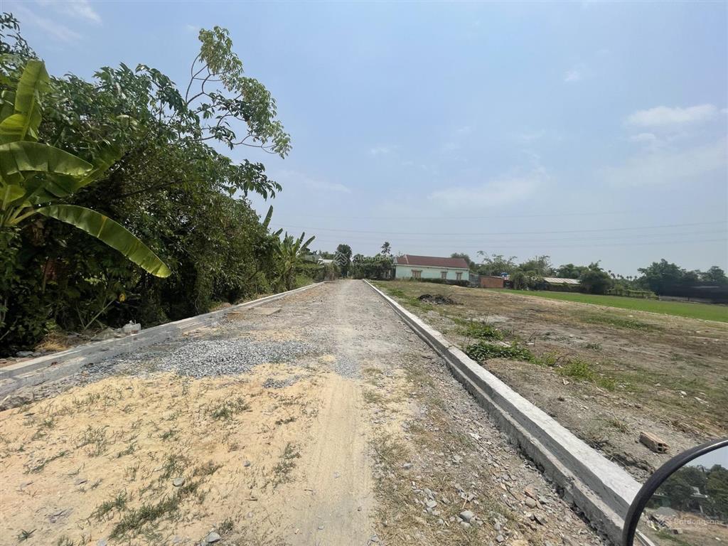 Đất thổ cư cách đường bình mỹ 150m, dt 100m2 ( 5m x 2m)  đường nhựa 7m