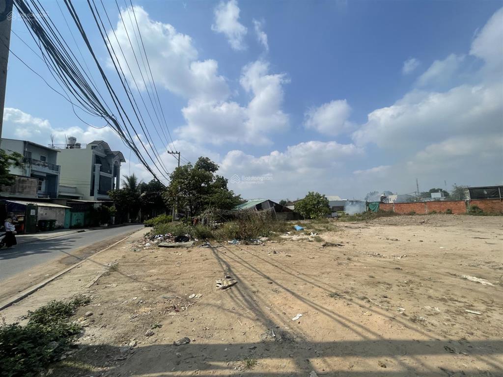 Đất mặt tiền sát lê văn khương, dt 753m2  thổ cư 100m2 . kdoanh buôn bán / xây biệt thự