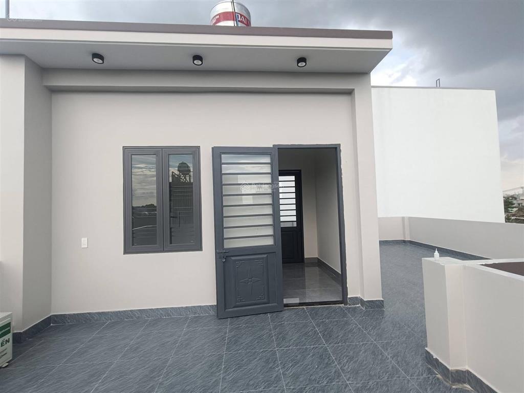 Biệt thự mini sát ngã 3 đông quang, dt 105m2 ( 8,2m x 13m)  sân xe hơi 7 chỗ  full nội thất