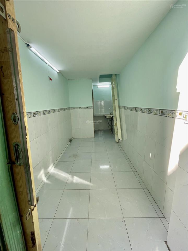 Bán nhà riêng 10m2, 1pn, 1wc tại bùi công trừng, 330 triệu vnd, chính chủ