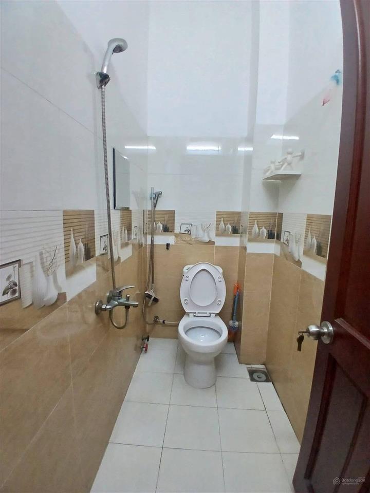 Cho thuê nhà riêng 4x13 đúc 3.5 tấm mt đường số 8 bình hưng hòa b cũ .bình tân