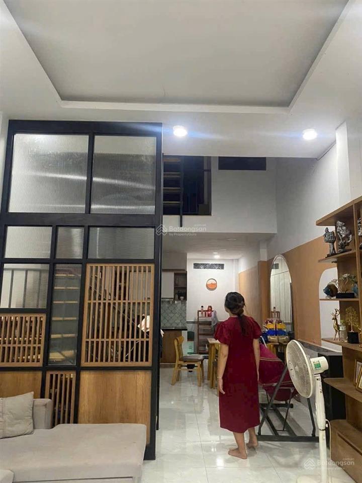 Cho thuê nhà riêng đường bình thành 4x14m đúc 1 lầu