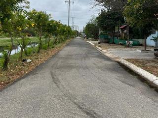 Bán đất về quê, mặt tiền đường 8m, vew sông, trung tâm, giá tốt nhất khu vực